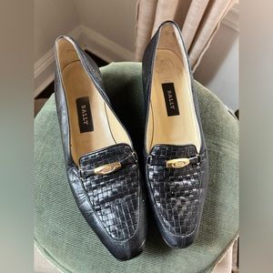 Bally Black Loafers Women’s Size 8 Vintage Vanessa Weaven Leather Slip On Italy
